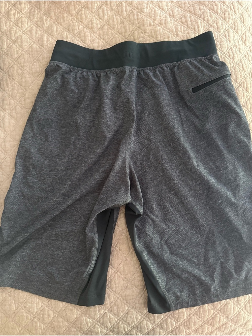 lululemon athletica Men's Heather Charcoal Gray Athletic Shorts